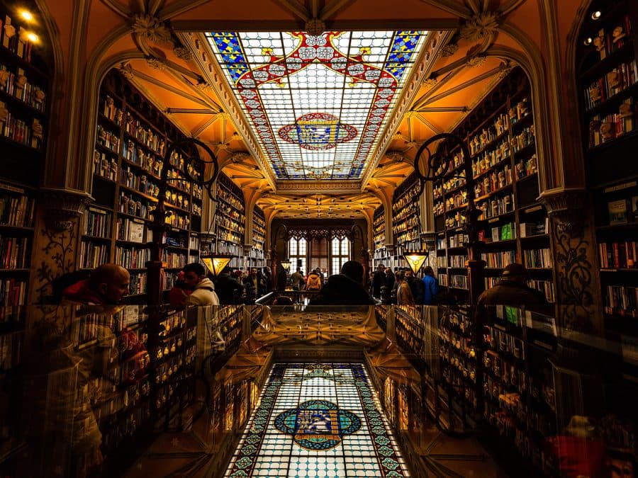 The staircase inside Livraria Lello, the highest point of the walk